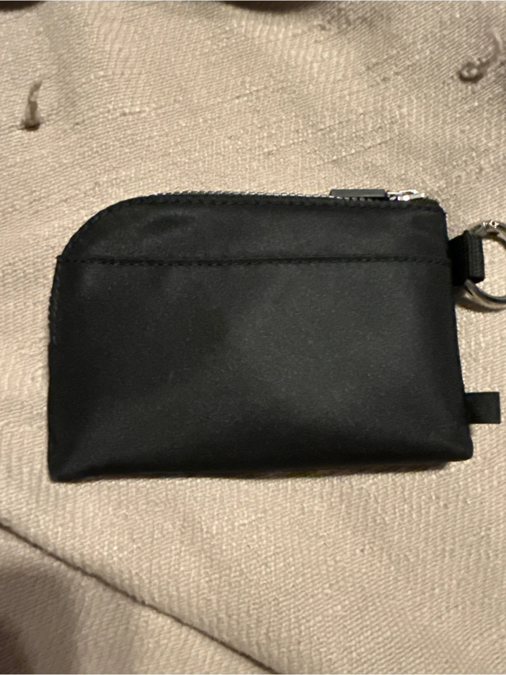Lululemon Clippable Card Pouch Black Wallet Keychain Coin Purse Zipper Pouch